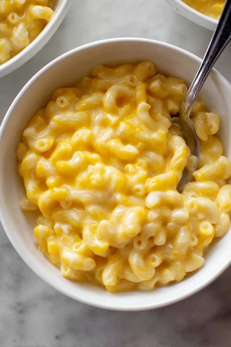 Creamy Baked Mac and Cheese Recipe